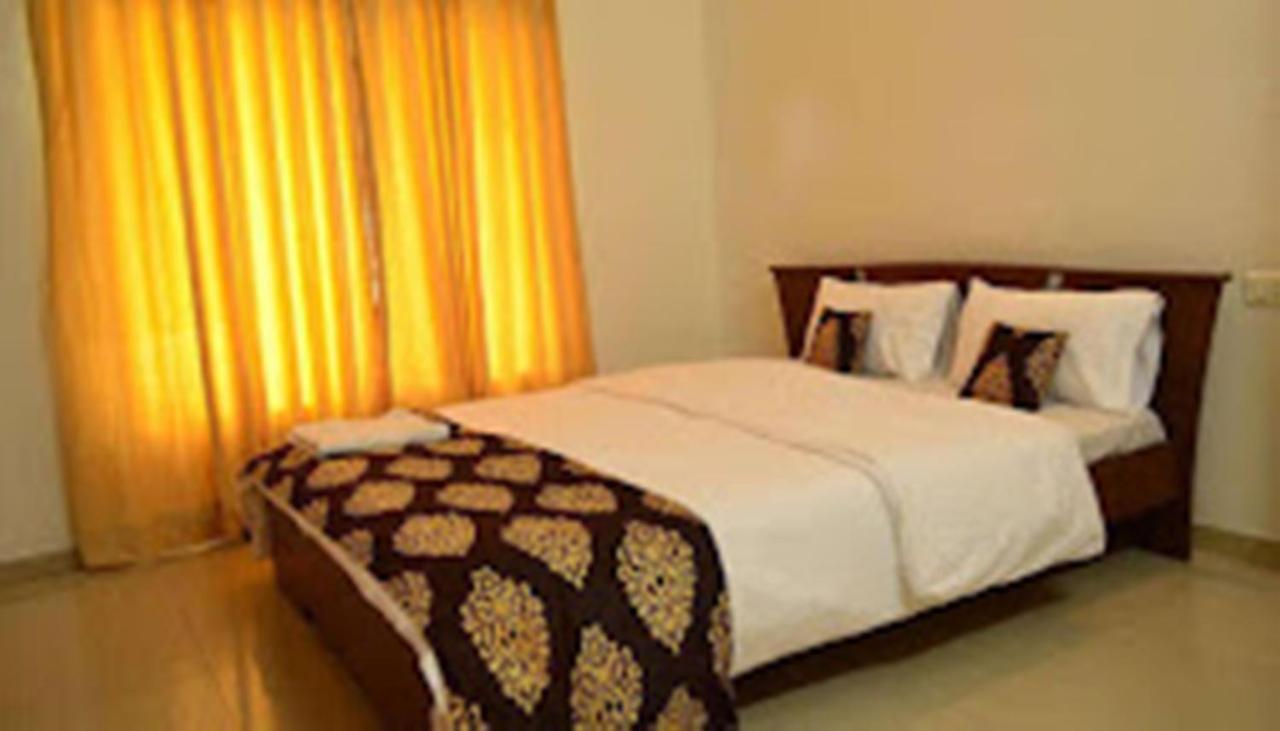 Hotel Paradise Inn Nagaon  Экстерьер фото